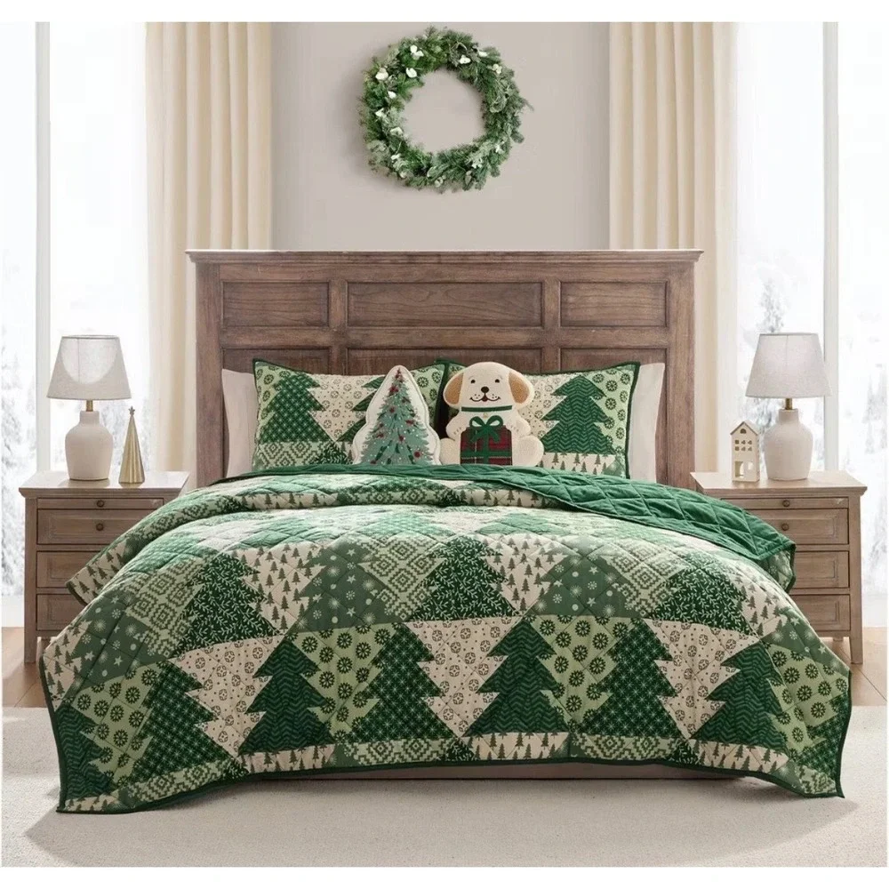 Hallmark Green Christmas Tree Patchwork Quilt Set Holiday Bedding w/ Shams